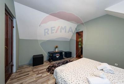Casa/ Vila de poveste de vanzare in Schei- Businnes la cheie - 16