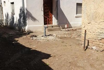 Casă cu 2 camere cu Teren 170 Mp în Central - 7