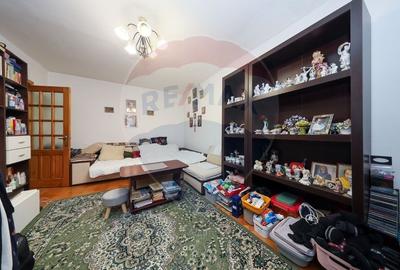 Apartament cu 3 camere in zona pietonala Racadau - 14