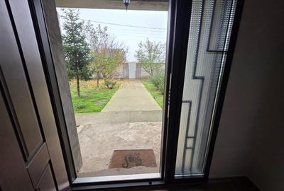 Vila cu 4 .camere 3. bai --249 mp utili - teren 881mp - 16