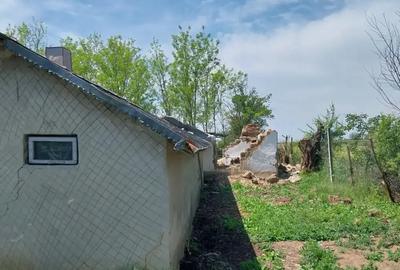 Casă cu 3 camere cu Teren 2500 Mp în Moșești - 3