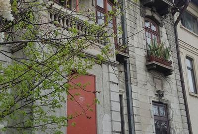 Apartament cu 6 camere decomandat în Cotroceni - 8
