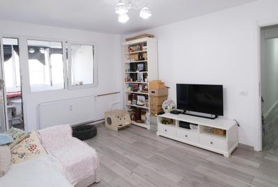 Vanzare 3 camere decomandat modernizat si mobilat etaj 6 reabilitat 2 ascensoare - 6
