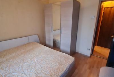 Apartament cu 2 camere decomandat în Micro 16 - 2