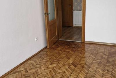 Apartament cu 3 camere în Drumul Carului - 2
