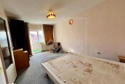 Apartament de vanzare in Sibiu - 2 camere - bloc cu lift - 15