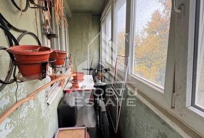 Apartament cu 3 camere, decomandat, zona Dacia - 9