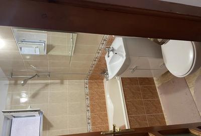 Apartament de vanzare - 3