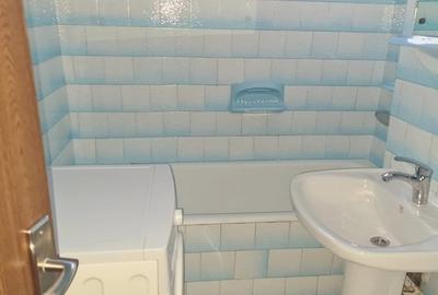 Apartament cu 3 camere decomandat în Milcov - 1