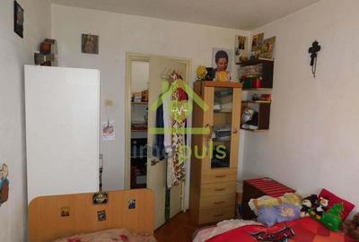 4 camere la pret de 3. Pozitie excelenta. ? - 18