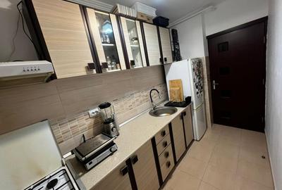 Garsonieră decomandată, mobilată în Tei - 4