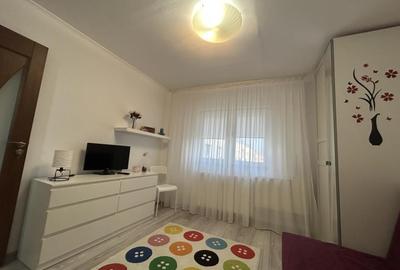 Apartament cu 3 camere semidecomandat în Titan - 8
