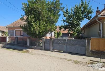 Casă cu 4 camere în Sâncel - 6