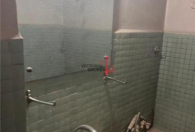 Titan, Piata Minis, garsoniera, bloc mix priveliste libera - 1