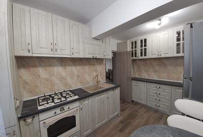 Apartament cu 3 camere decomandat în Central - 6