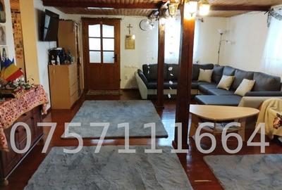 Casă cu 5 camere cu Teren 2100 Mp în Sălicea - 3