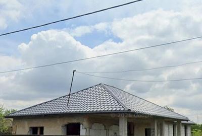 Casă cu 2 camere cu Teren 700 Mp în Botoroaga - 2