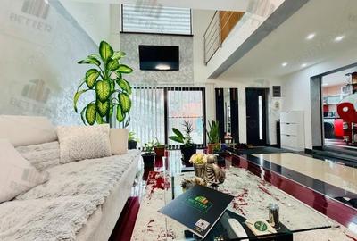 Casă cu 5 camere cu Teren 490 Mp în Central - 1