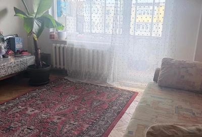 Apartament cu 3 camere decomandat în Găvana - 9