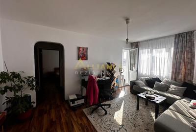Apartament cu 3 camere decomandat în Dristor - 3