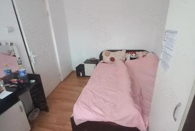 Apartament cu 3 camere semidecomandat în Central - 6