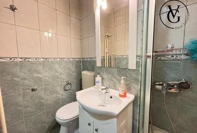 Garsonieră decomandată în Central - 4