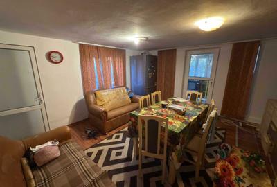 Casă cu 3 camere în Ostrov - 2