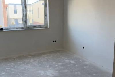 Duplex cu 4 camere cu Canalizare în Florești - 7