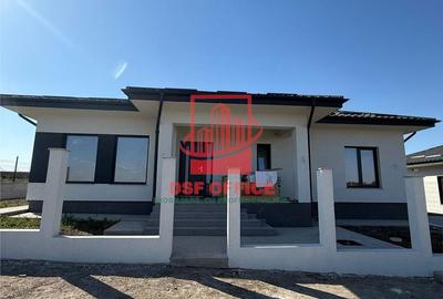 Casă cu 4 camere cu Teren 450 Mp în Rediu