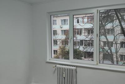 Apartament cu 3 camere semidecomandat în Central - 2