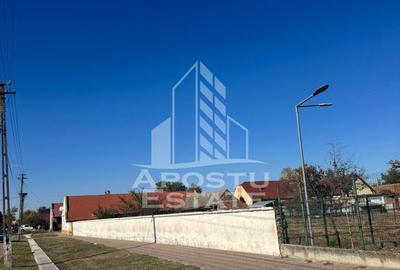 Casă cu 3 camere cu Teren 1608 Mp în Checea - 15