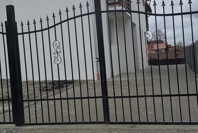 Casă cu 4 camere în Lazaret - 3