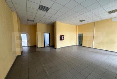 Spațiu comercial, de 120 mp, în 22 Decembrie - 1