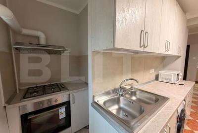 Apartament cu 3 camere decomandat în 1 Mai - 9