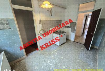 Apartament cu 3 camere decomandat în Central - 8