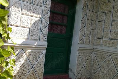 Casă cu 4 camere în Central - 1