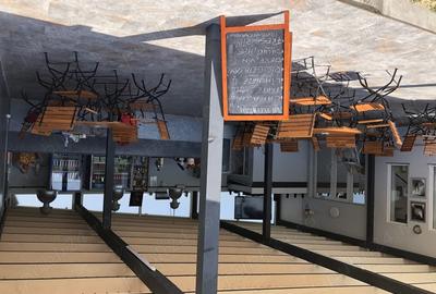 Casă cu 6 camere cu Teren 100 Mp în Central - 3