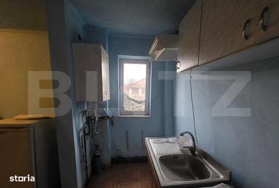 Casă cu 5 camere cu Teren 5585 Mp în Central - 3