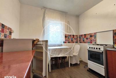 Apartament cu 3 camere decomandat în Decebal - 11