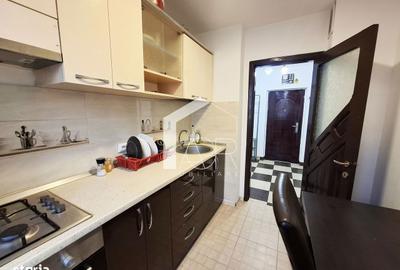 Apartament cu 3 camere decomandat în Republicii - 5
