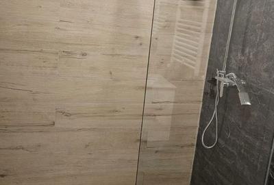 Apartament cu 3 camere decomandat în Berceni - 1
