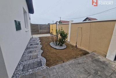Casă cu 3 camere cu Garaj în Izvin - 15