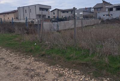Teren Construcții intravilan de 450 mp, în Lazu - 5