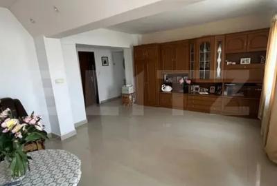 Apartament cu 4 camere semidecomandat în Câmpia Turzii - 13