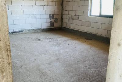 Casă cu 4 camere în Bâra - 8