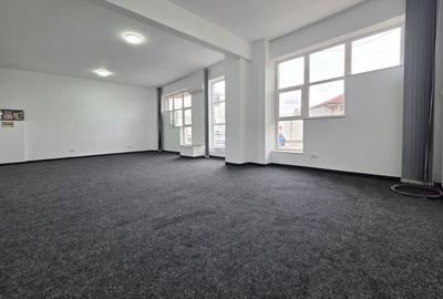 Spațiu comercial, de 192.47999572754 mp, în Faleza Nord - 13