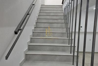Spațiu comercial, de 90 mp, în Central