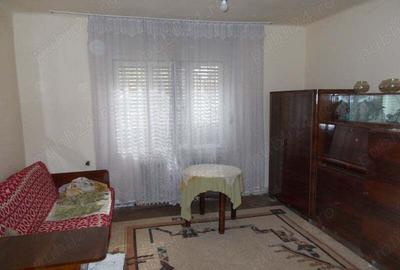 Casă cu 4 camere în Ghirodei - 8