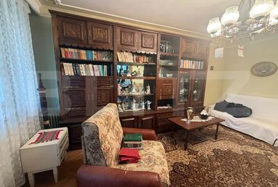 Apartament cu 3 camere, etaj intermediar, zona Centrala - 2