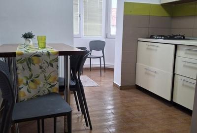 Apartament cu 2 camere decomandat în Central - 2